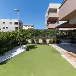 Premium Garden Escape By Belmont Realty 자다르