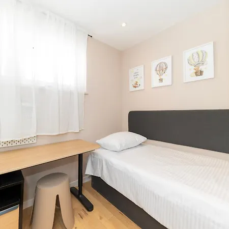 Appartamento Premium Garden Escape By Belmont Realty Zara